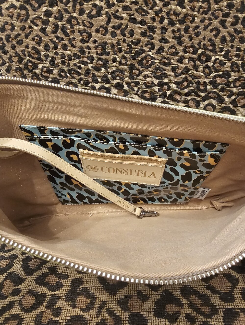 Consuela Take Me Out Clutch-NWT Embellished Floral Glitter Clutch - Lime Green - Picture 4 of 4